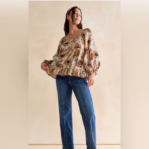 New Francesca’s Monica Open Tie Back Floral Boho Blouse - Picture 4 of 6